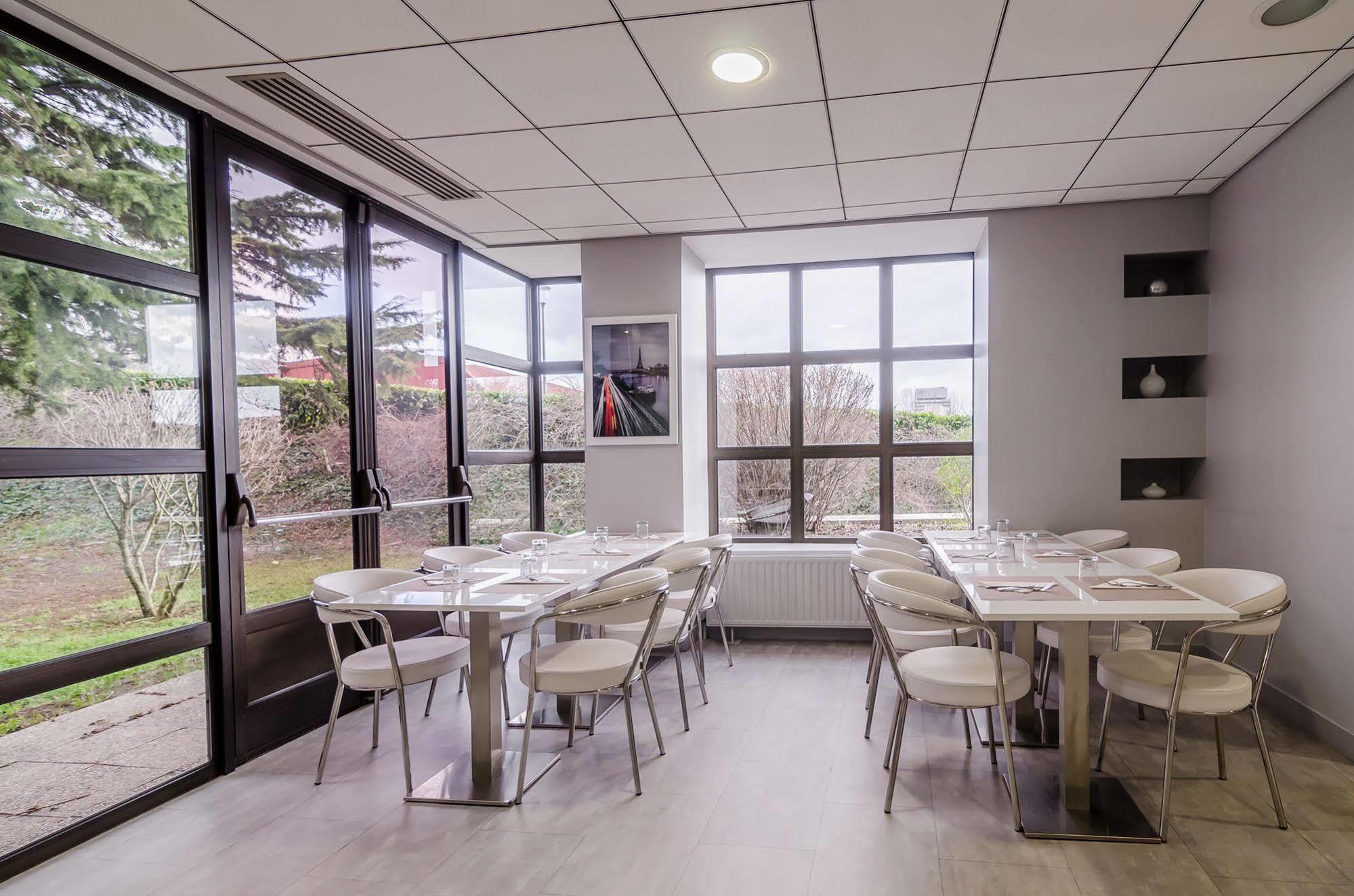 Mercure Cergy Pontoise Centre Exterior foto